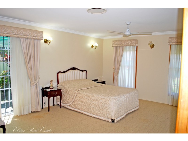 3 St Lucia Cr, Avoca QLD 4670