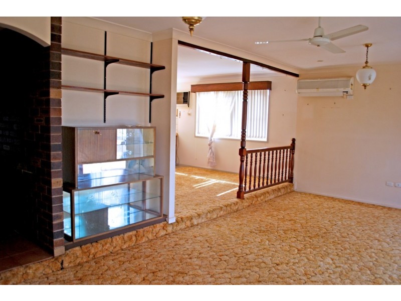 552 Clayton Rd, Alloway QLD 4670