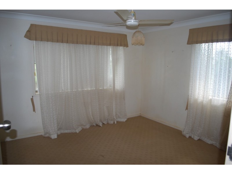 552 Clayton Rd, Alloway QLD 4670