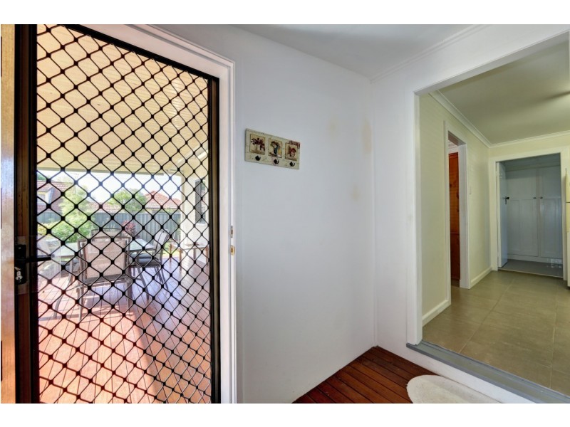 105 Branyan St, Svensson Heights QLD 4670