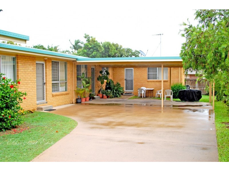 15 Robert St, Bundaberg South QLD 4670