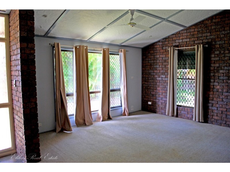 15 Faircloth Cr, Kensington QLD 4670