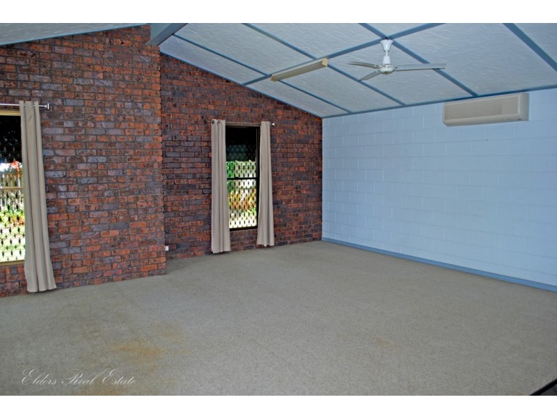 15 Faircloth Cr, Kensington QLD 4670