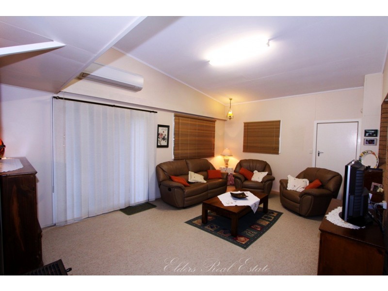 4 Craft St, Avenell Heights QLD 4670