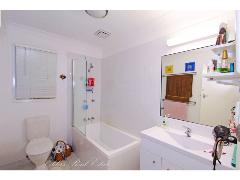 4 Craft St, Avenell Heights QLD 4670