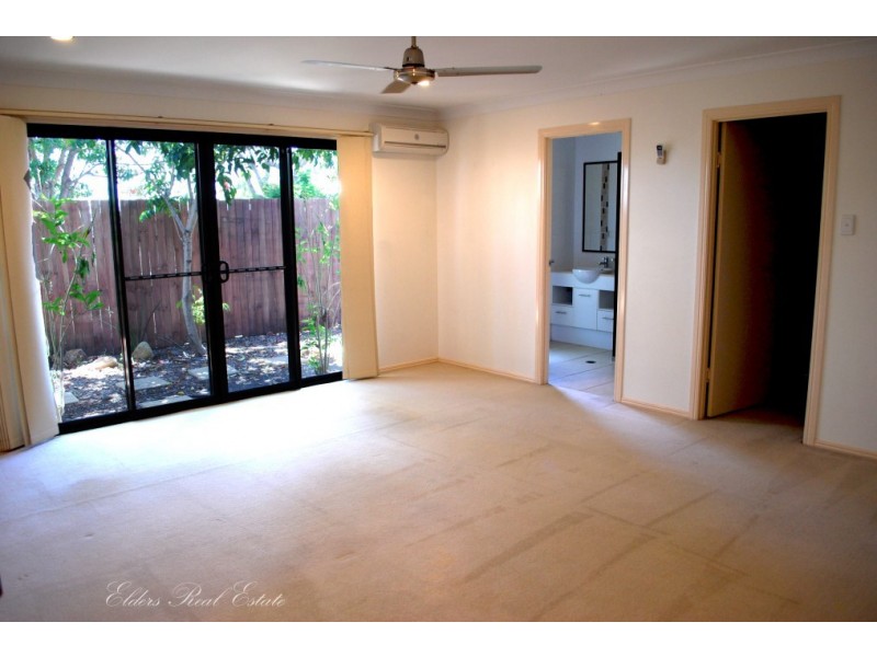 Unit 3, 6 Moran St, Svensson Heights QLD 4670