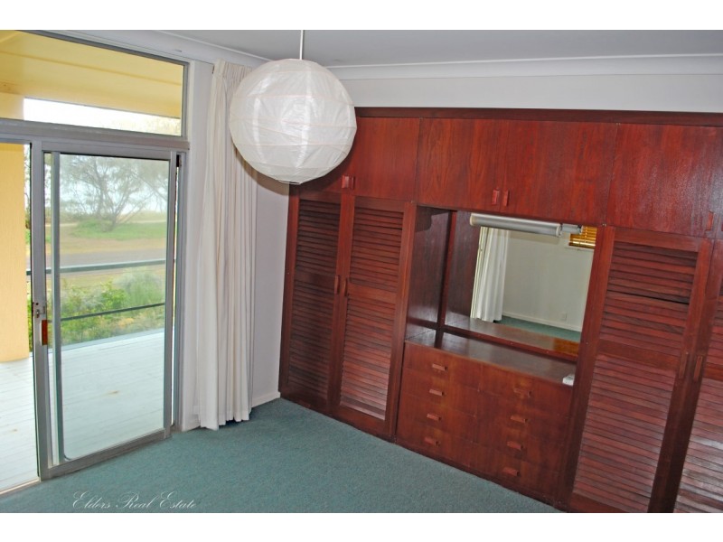 20 The Esplanade, Elliott Heads QLD 4670