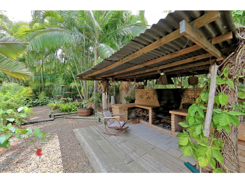 3 Commodore Dr, South Bingera QLD 4670