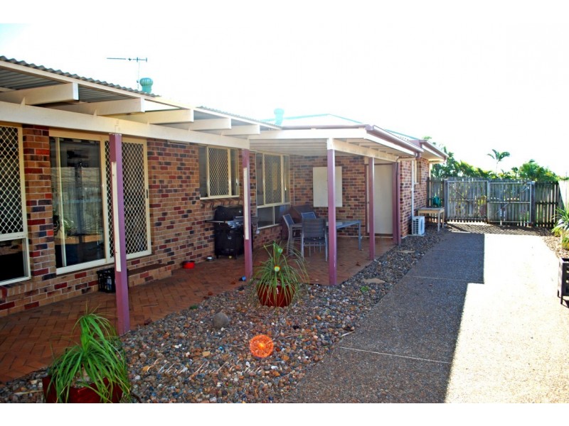 16 Dennis Crt, Avoca QLD 4670