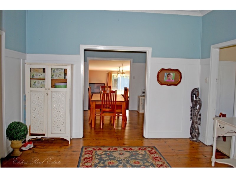 29 High St, Walkervale QLD 4670