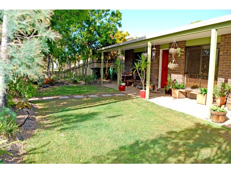 27 Diamond St, Millbank QLD 4670