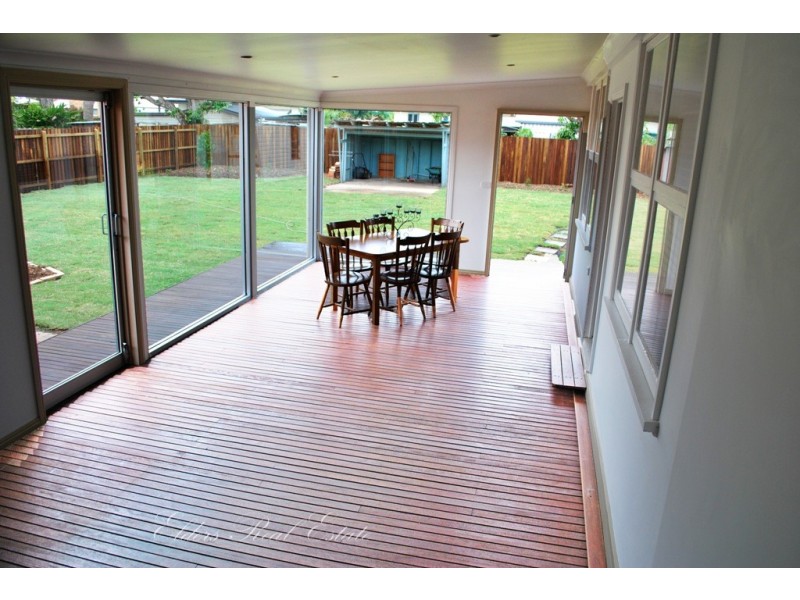 15 Alamein St, Svensson Heights QLD 4670