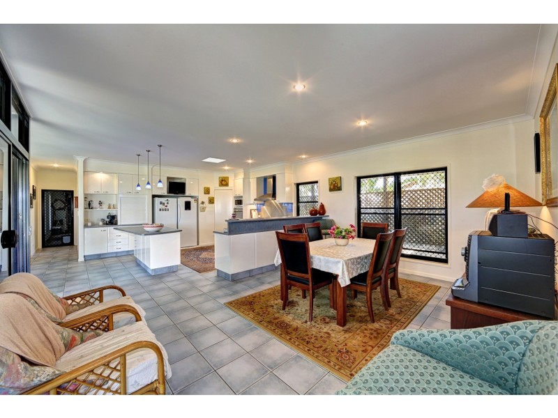 30 Selmar Place, Innes Park QLD 4670