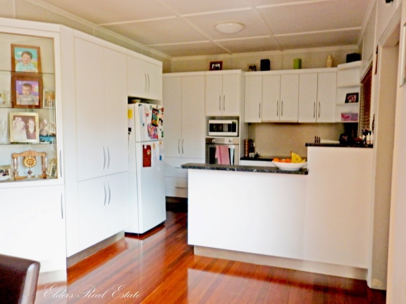 62 Sims Rd, Walkervale QLD 4670