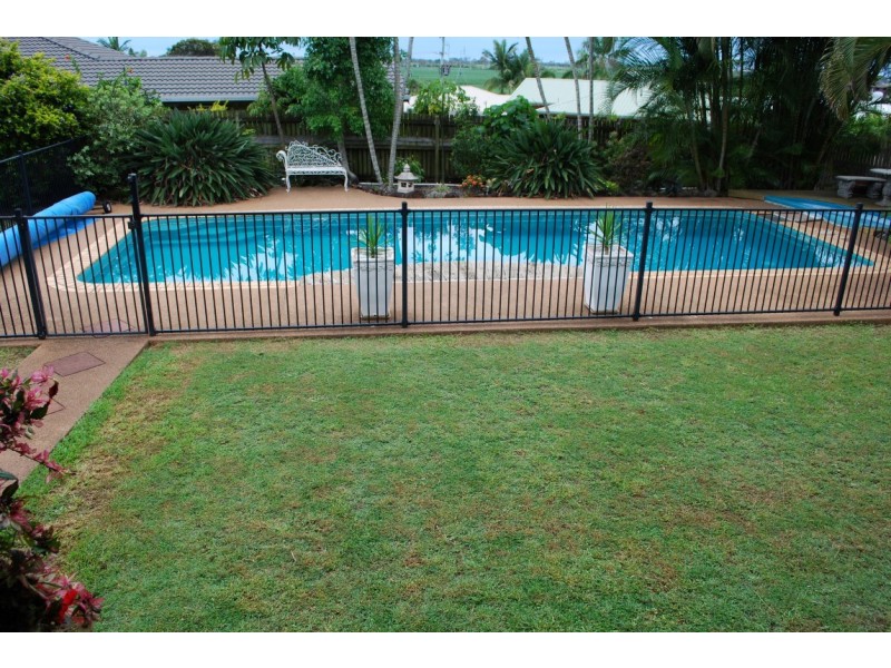 23 Pinnacle Crt, Avoca QLD 4670
