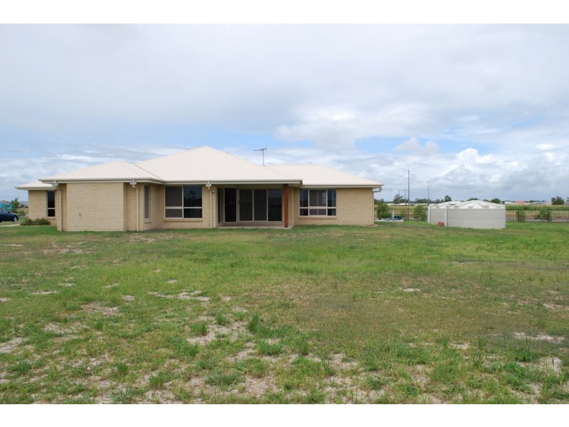 1 Undara Crt, Branyan QLD 4670