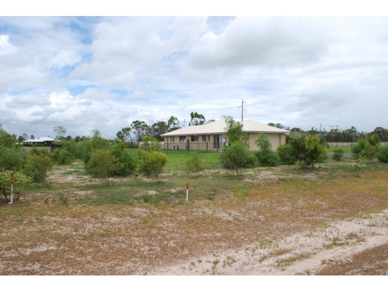 1 Undara Crt, Branyan QLD 4670