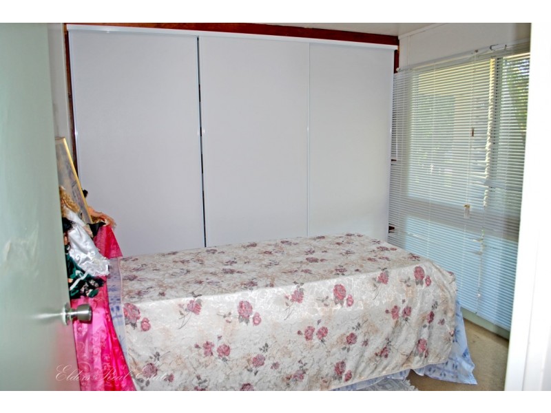 14 Row St, Kepnock QLD 4670