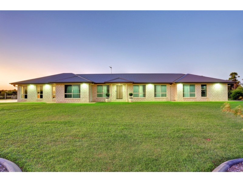 25 Palmerston Dr, Branyan QLD 4670