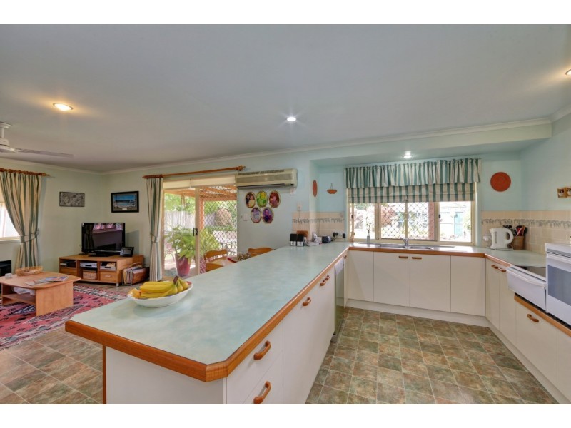 17 Bourke Ct, Norville QLD 4670