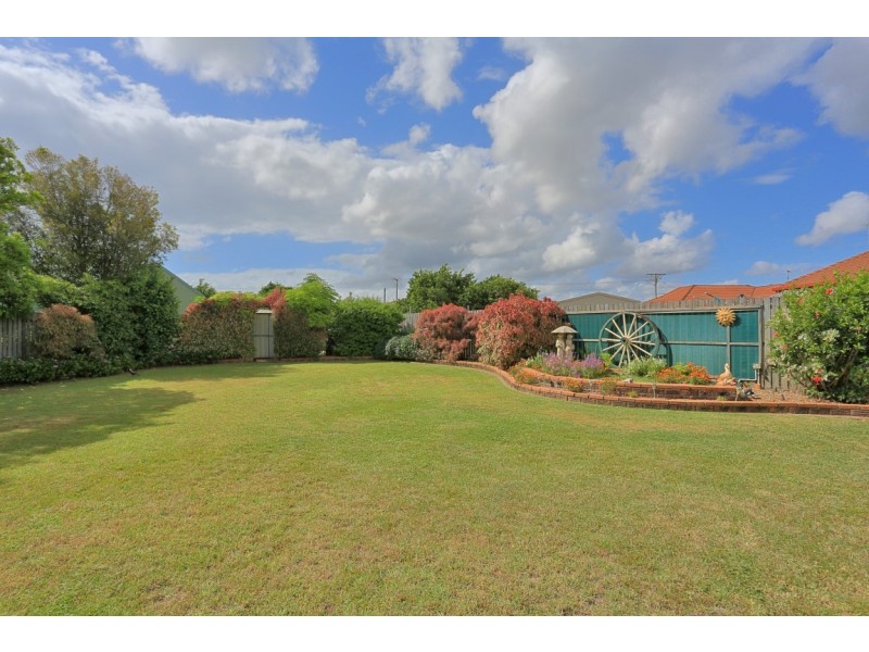 17 Bourke Ct, Norville QLD 4670