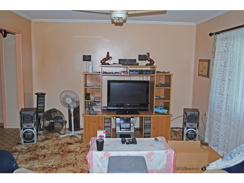 9 Londy St, Svensson Heights QLD 4670