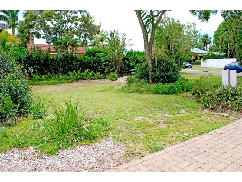 16 The Boulevard, Avoca QLD 4670