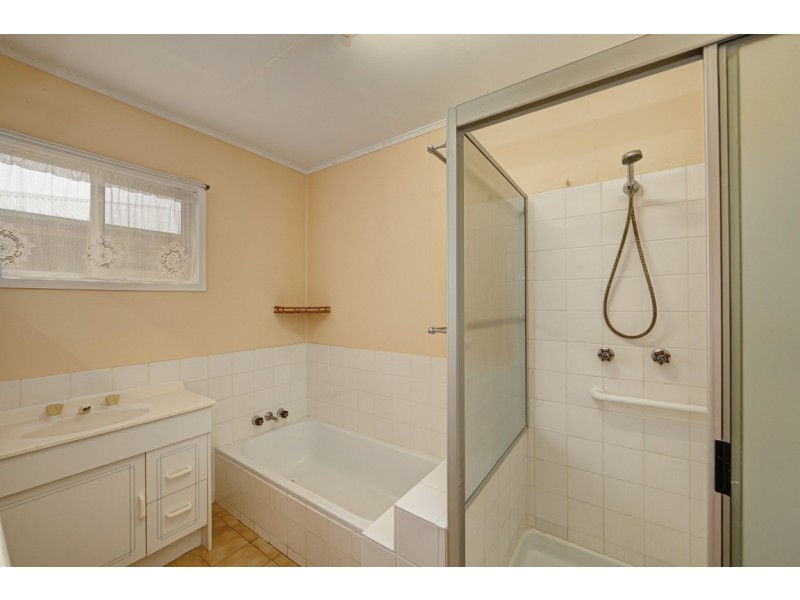 30 Williams Rd, Svensson Heights QLD 4670
