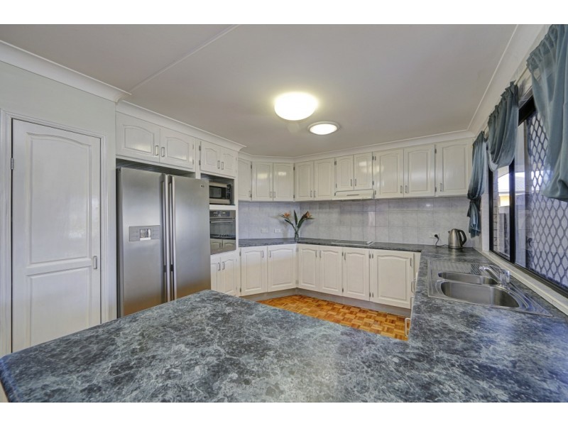 32 The Strand West, Thabeban QLD 4670