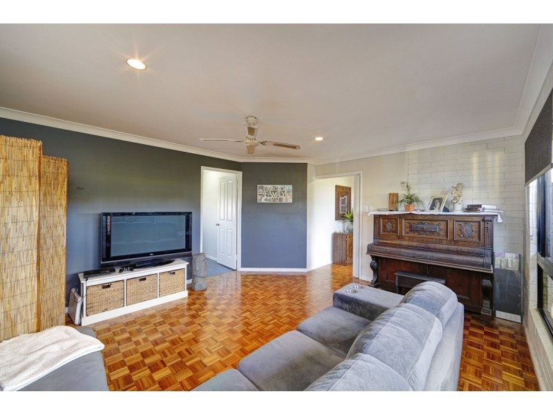 32 The Strand West, Thabeban QLD 4670