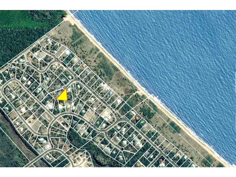 4 Crown Crt, Moore Park Beach QLD 4670