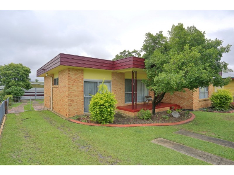 30 Williams Rd, Svensson Heights QLD 4670