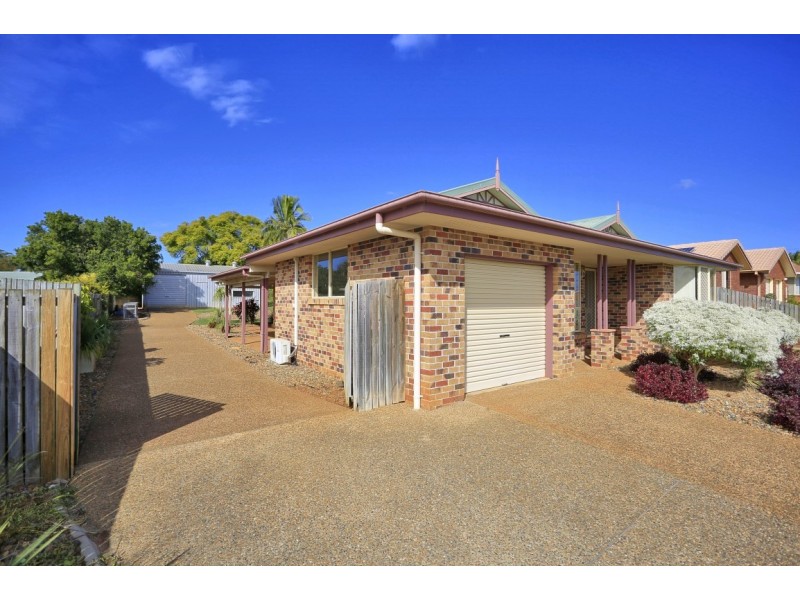 16 Dennis Crt, Avoca QLD 4670