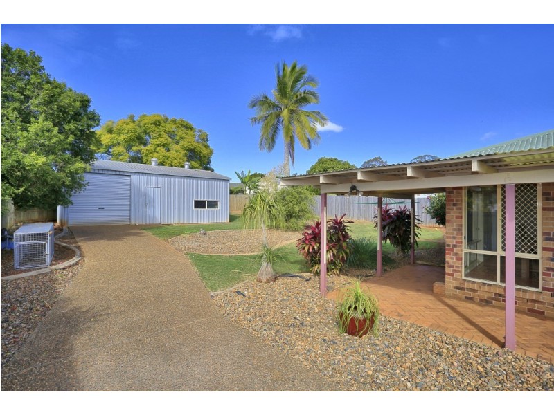 16 Dennis Crt, Avoca QLD 4670