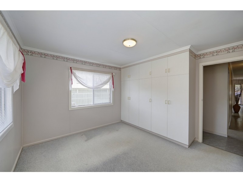 9 Schmidt St, Kepnock QLD 4670