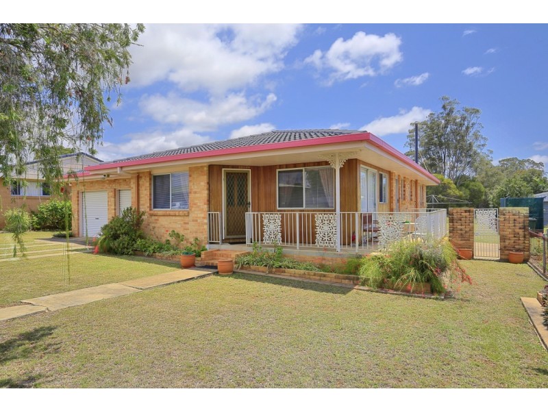 9 Schmidt St, Kepnock QLD 4670