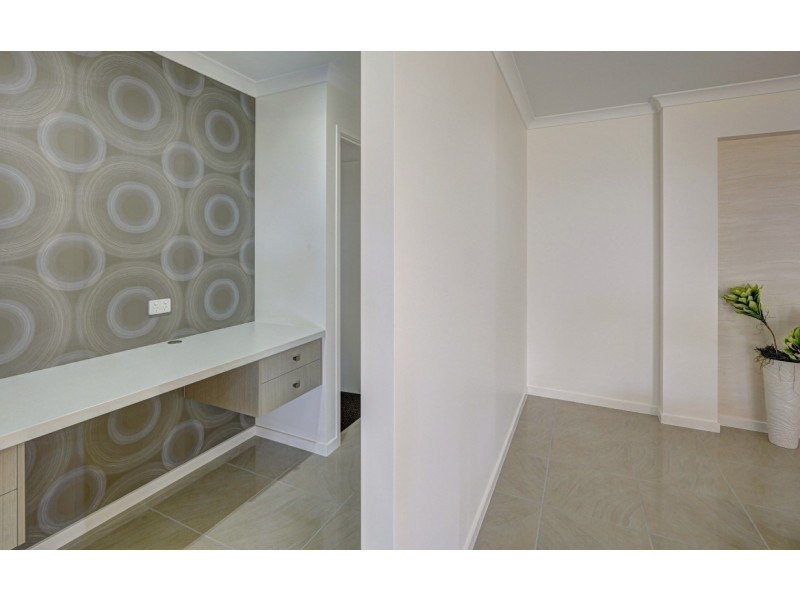 6 PALERMO AVENUE, Ashfield QLD 4670