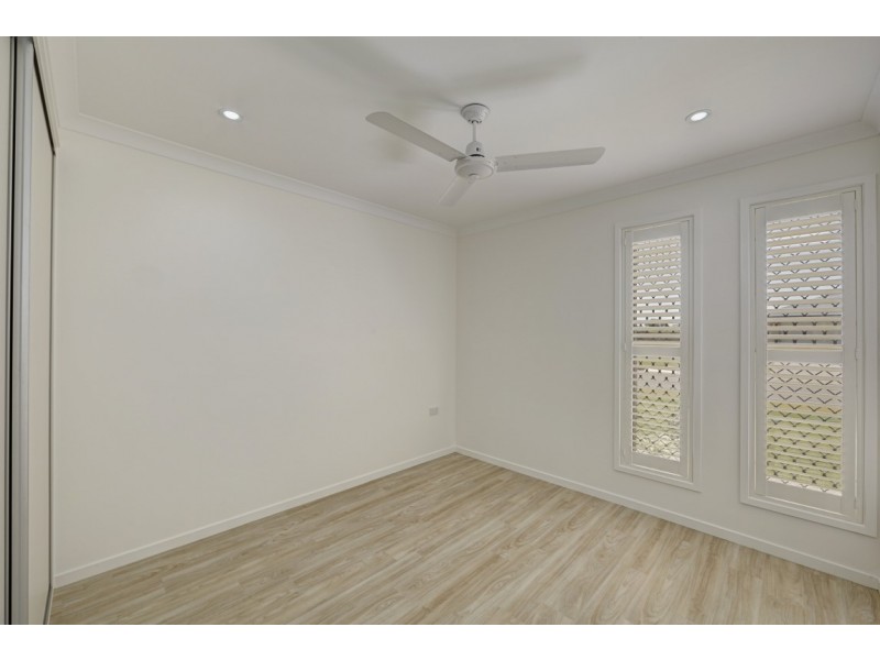 6 PALERMO AVENUE, Ashfield QLD 4670