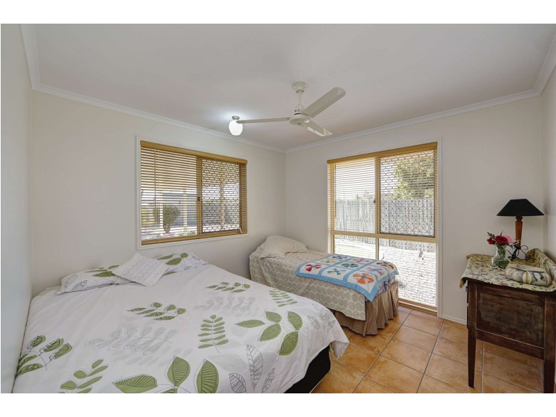 1/20 VASEY STREET, Avenell Heights QLD 4670