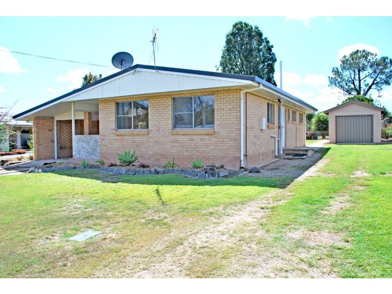 26 MCVEIGH STREET, Kepnock QLD 4670