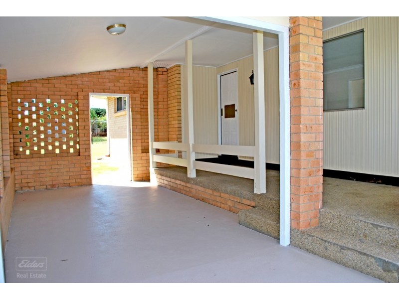 26 MCVEIGH STREET, Kepnock QLD 4670