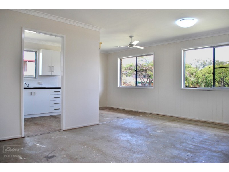 26 MCVEIGH STREET, Kepnock QLD 4670