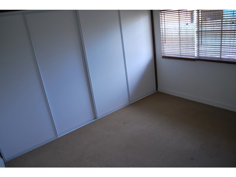 1/14 Row Street, Kepnock QLD 4670