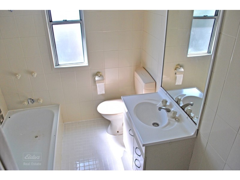 57 ELLIOTT HEADS ROAD, Kepnock QLD 4670