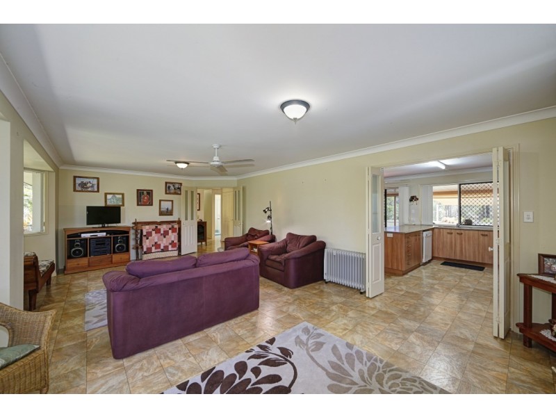 175 SUNNYBRAE CIRCUIT, Redridge QLD 4660