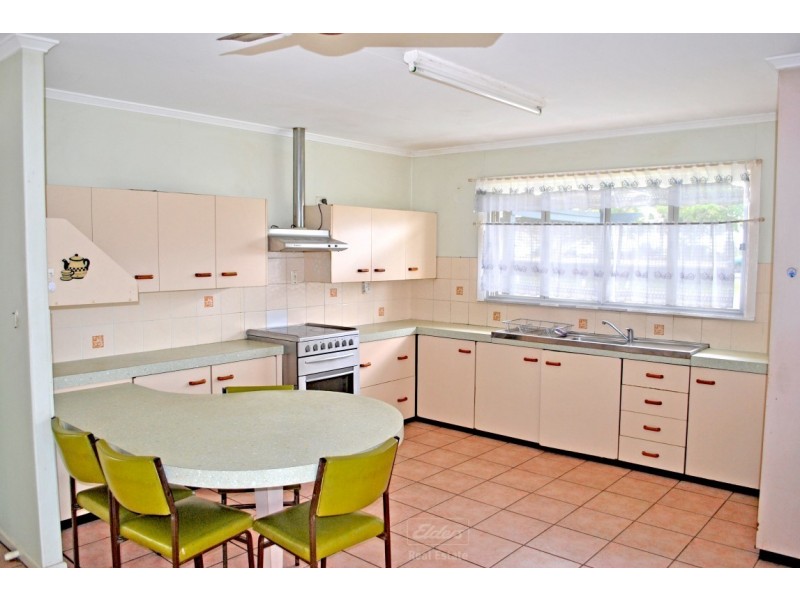 112 TAKALVAN STREET, Kensington QLD 4670