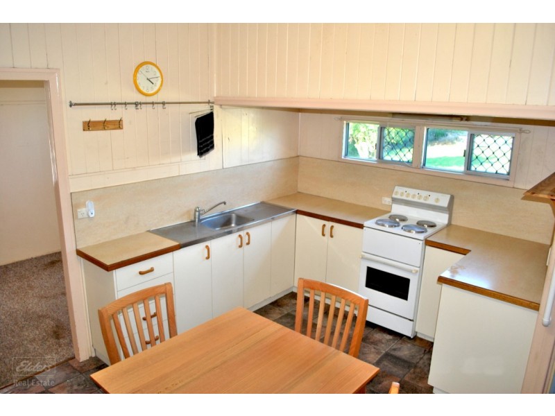 46 BAKER STREET, Kepnock QLD 4670