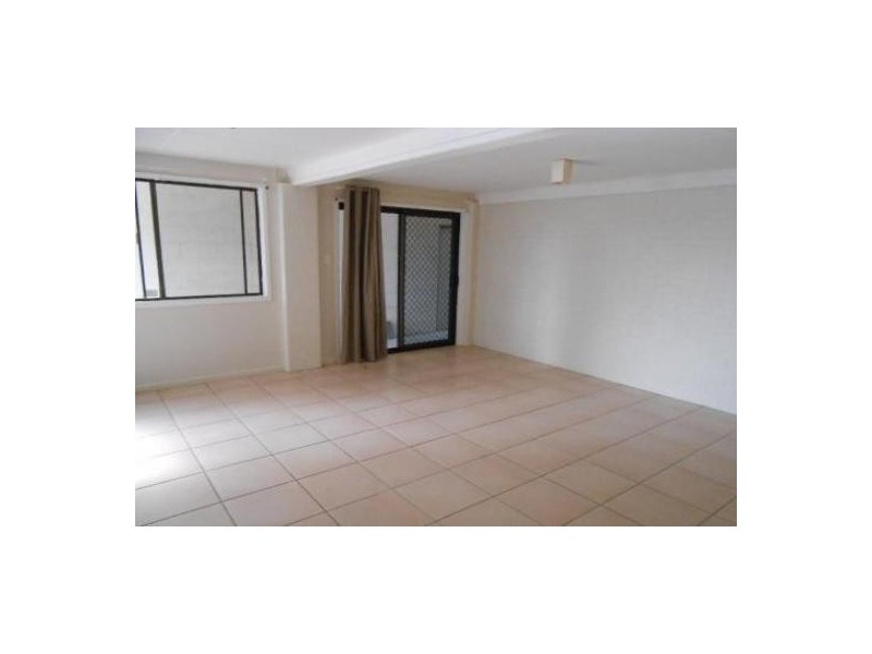 1 121 Woongarra Scenic Drive, Bargara QLD 4670