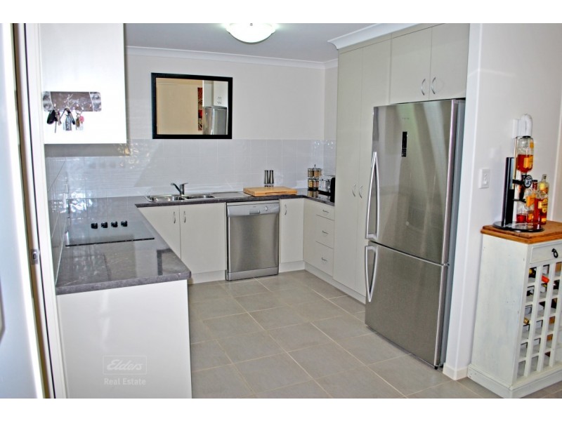 Unit 5, 26 Dunn Rd, Avenell Heights QLD 4670