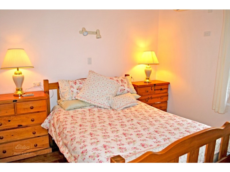 4 NORGROVE ROAD, Branyan QLD 4670